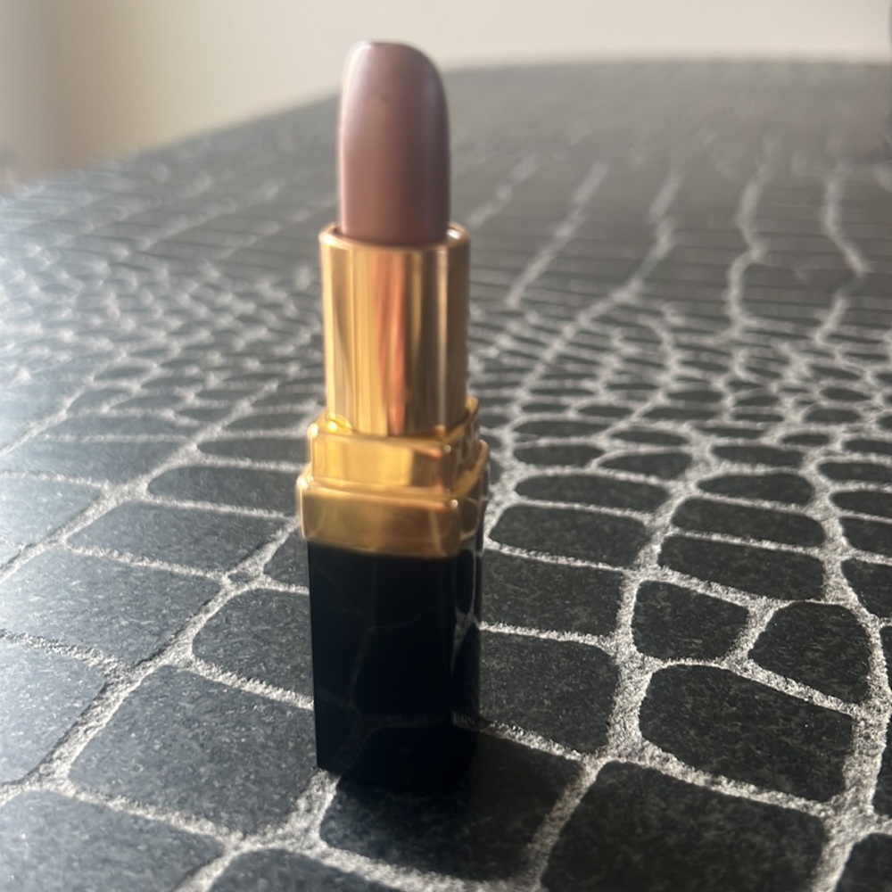 CHANEL LIPSTICK AQUALUMIERE  36 YUCATÁN - Lip shine Lip Color